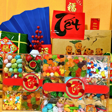 SET Kẹo Cửu Vị 800g - Hộp Ngôi Sao Lớn