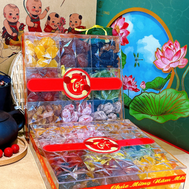 SET Mứt Cửu Vị 700g - Hộp Ngôi Sao Lớn