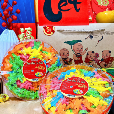 Kẹo Dẻo Cá Sấu 300g - Hộp Sun Khía